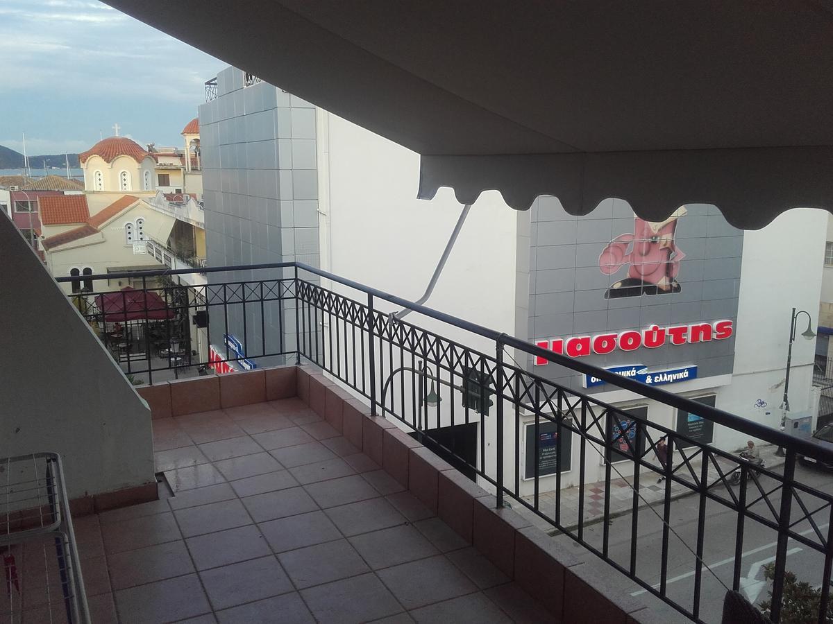 Teris Appartment Preveza Esterno foto
